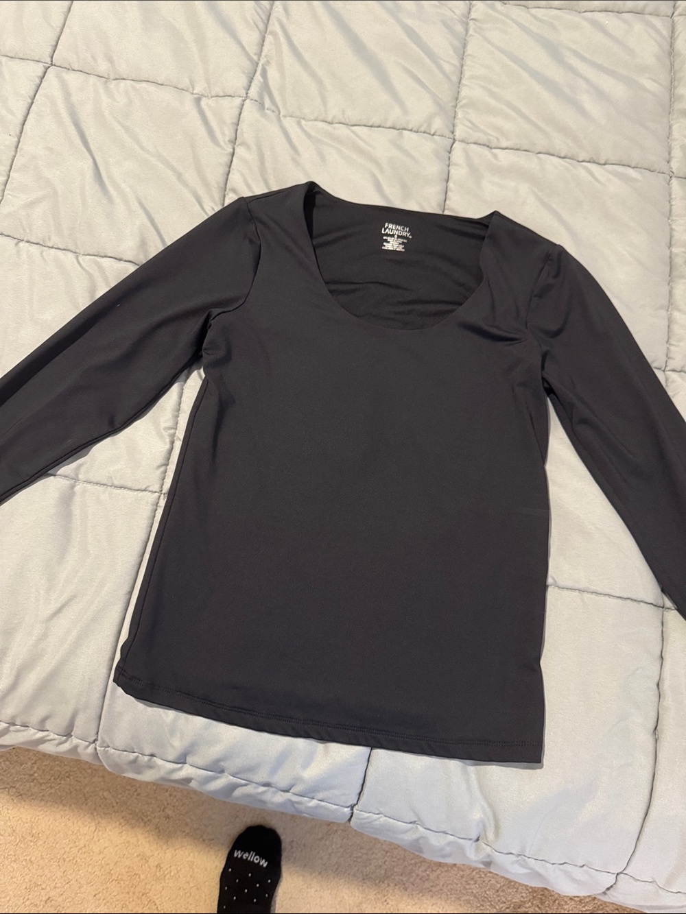 Women’s Long Sleeve Scoop Neck Top - Black